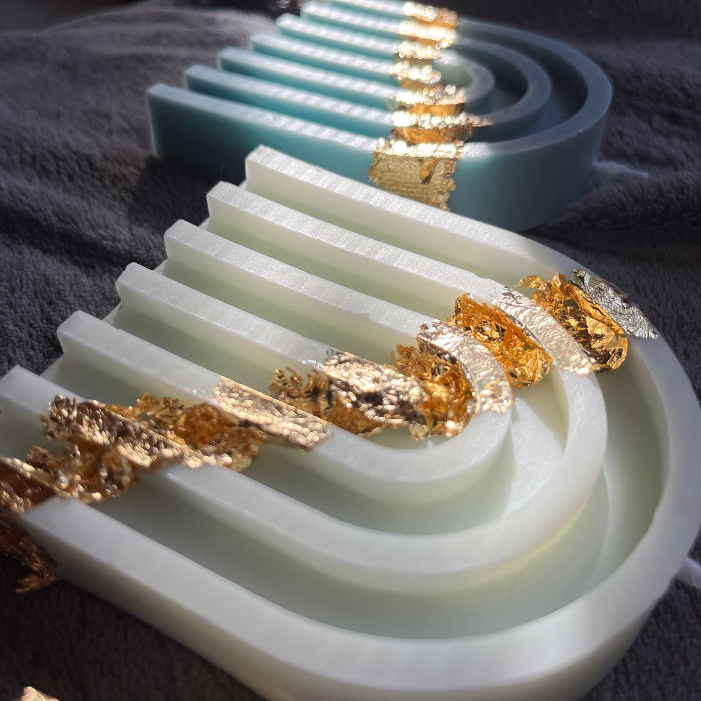 Regenbogen Kerze - Gold - Goldakzente - Rainbow Candle