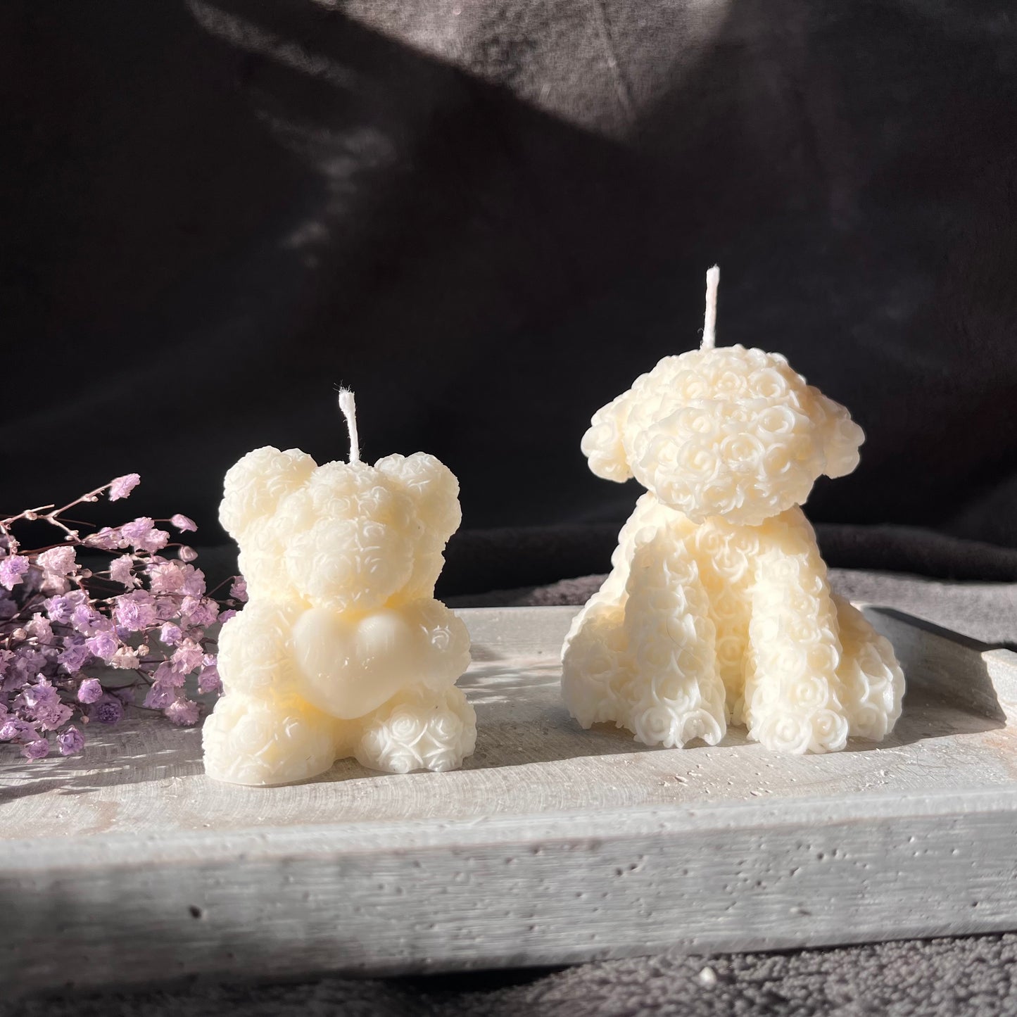 Teddybär mit Rosenmuster und Herz - Rosenbär
